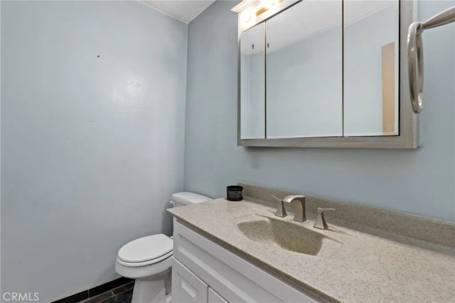 13951 Falmouth Walk, Westminster, CA 92683