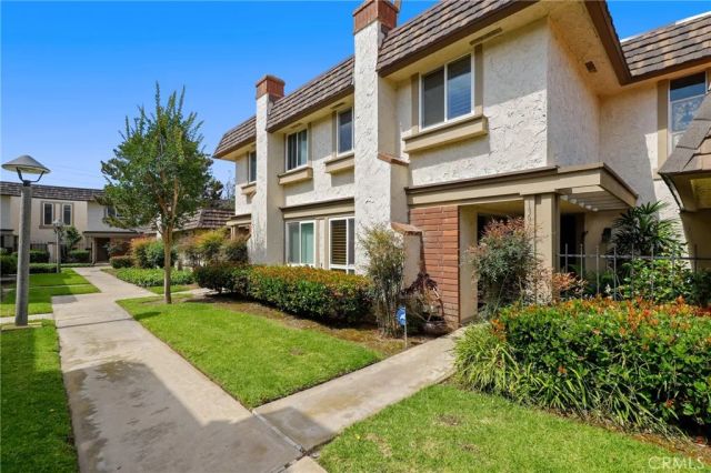 13951 Falmouth Walk, Westminster, CA 92683