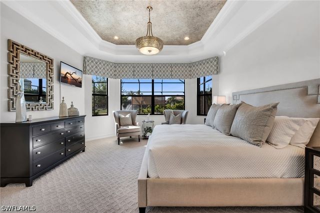 7296 Lantana CIR, Naples, FL 34119