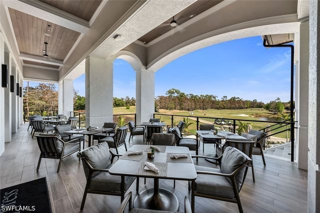 7296 Lantana CIR, Naples, FL 34119