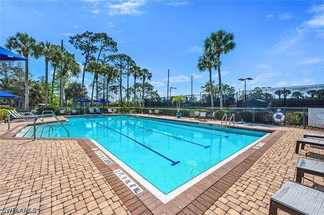 7296 Lantana CIR, Naples, FL 34119