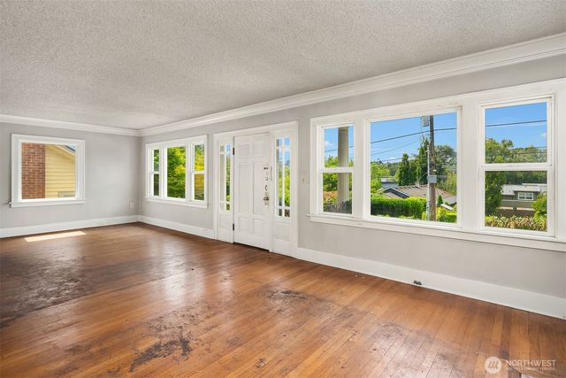 2518 30th Avenue S, Seattle, WA 98144