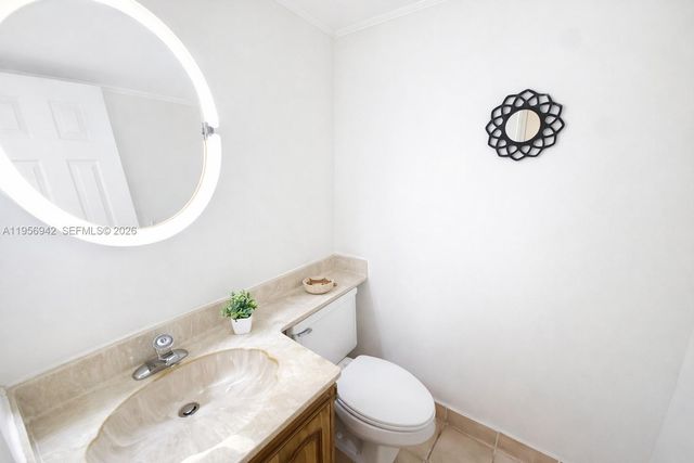 3920 Inverrary Blvd 608C, Lauderhill, FL 33319