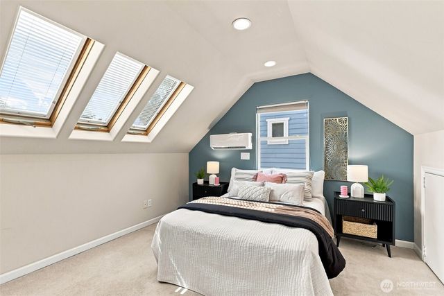 1116 N 76th Street, Seattle, WA 98103