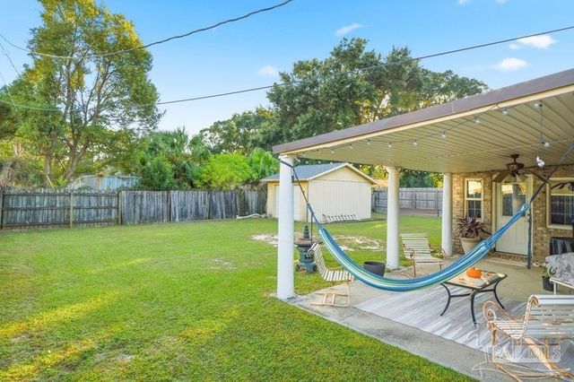 7201 Mier Henry Rd, Pensacola, FL 32506