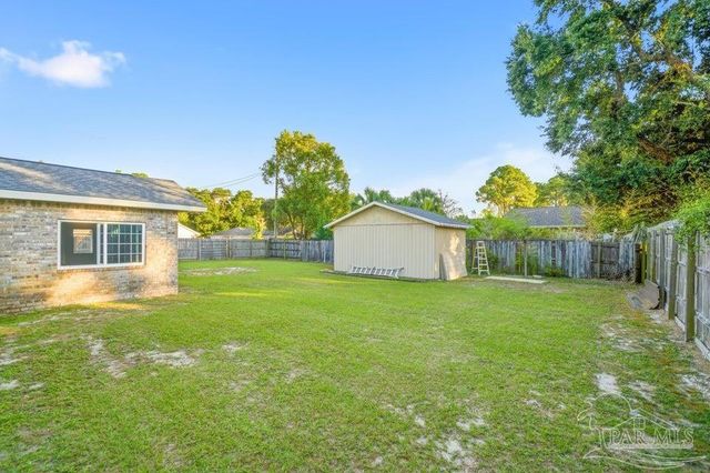 7201 Mier Henry Rd, Pensacola, FL 32506