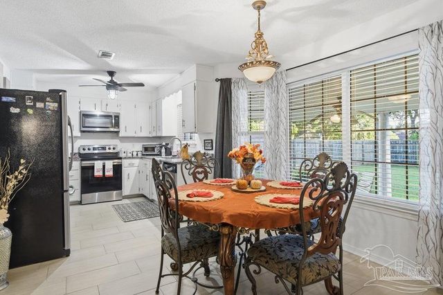 7201 Mier Henry Rd, Pensacola, FL 32506