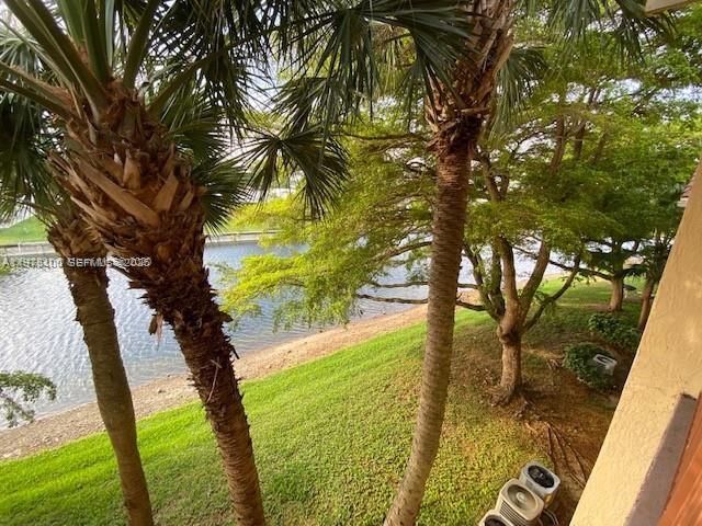 7630 Westwood Dr 327, Tamarac, FL 33321