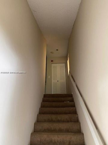 7630 Westwood Dr 327, Tamarac, FL 33321