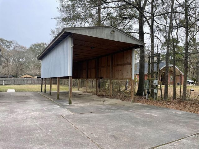 15661 Deer Glen Lane, Conroe, TX 77302