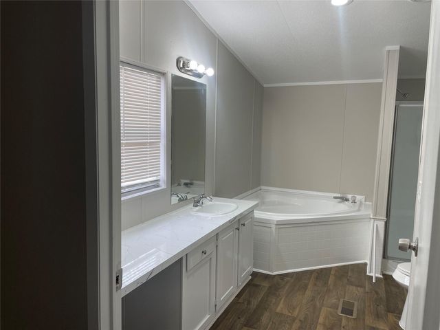 15661 Deer Glen Lane, Conroe, TX 77302