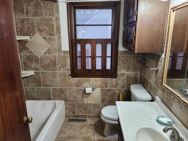 1746 Nevada Avenue E, Saint Paul, MN 55106