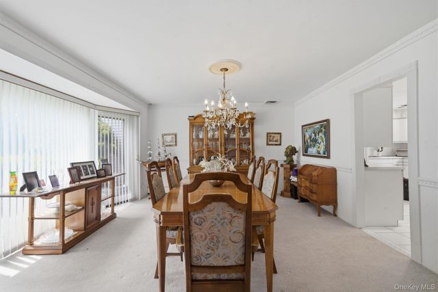 35 High Pasture Circle, Dix Hills, NY 11746