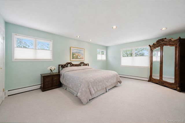 35 High Pasture Circle, Dix Hills, NY 11746