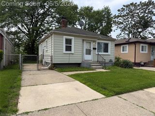 1821 Hanover Street, Lincoln Park, MI 48146