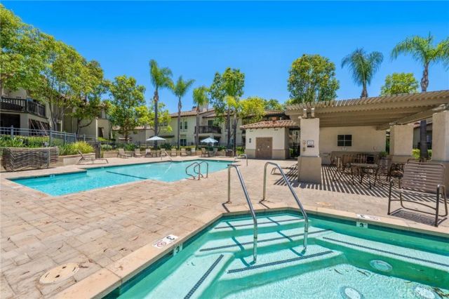 55 Via Pausa, Rancho Santa Margarita, CA 92688