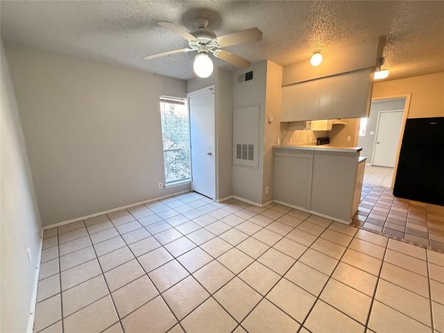 4303 Duval ST 204, Austin, TX 78751