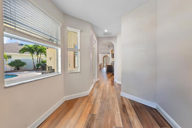10352 SW Westlawn Boulevard, Port St. Lucie, FL 34987