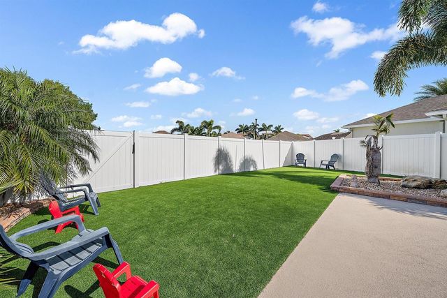 10352 SW Westlawn Boulevard, Port St. Lucie, FL 34987