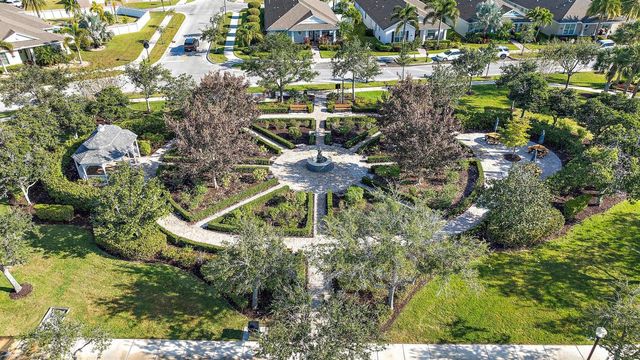 10352 SW Westlawn Boulevard, Port St. Lucie, FL 34987