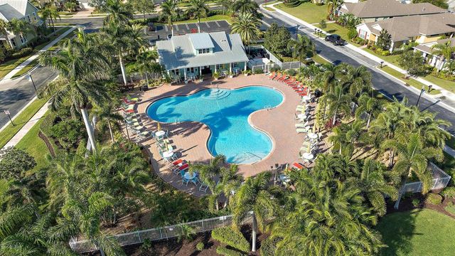 10352 SW Westlawn Boulevard, Port St. Lucie, FL 34987