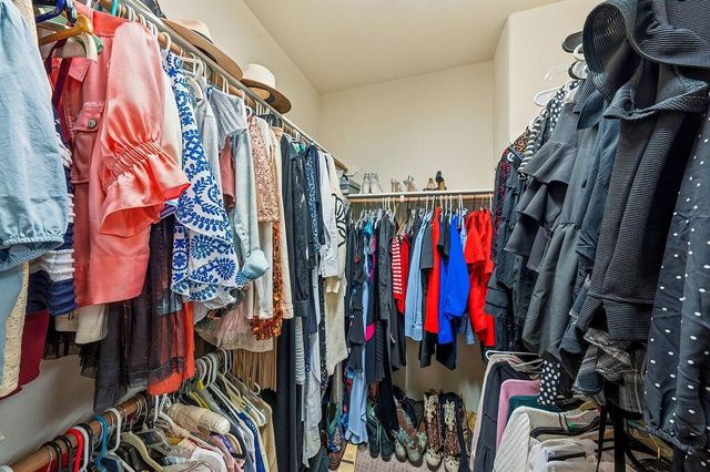 2813 Shadow Woods Court, Houston, TX 77043