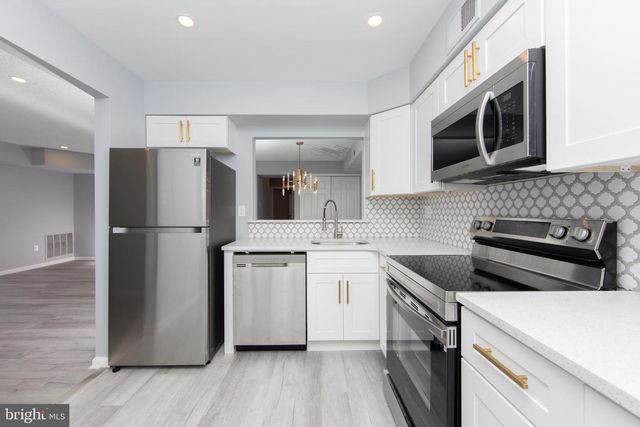 1408 CLARK CT, Southampton, PA 18966