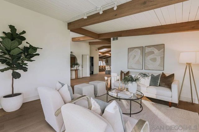 4985 Pacifica Dr, San Diego, CA 92109