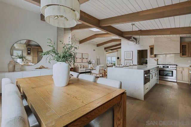 4985 Pacifica Dr, San Diego, CA 92109