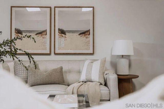 4985 Pacifica Dr, San Diego, CA 92109