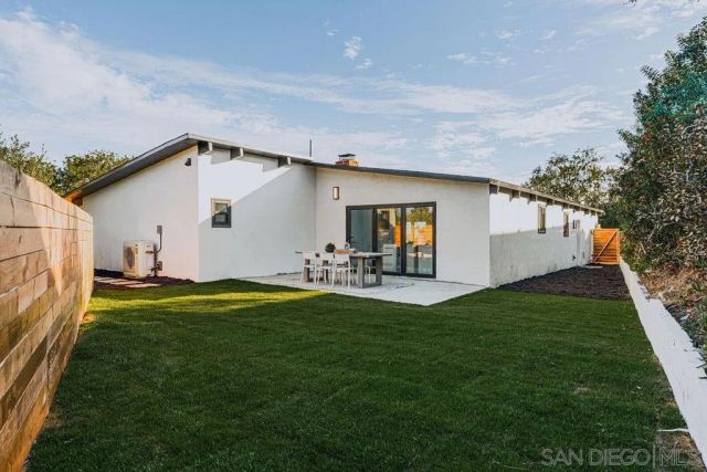 4985 Pacifica Dr, San Diego, CA 92109