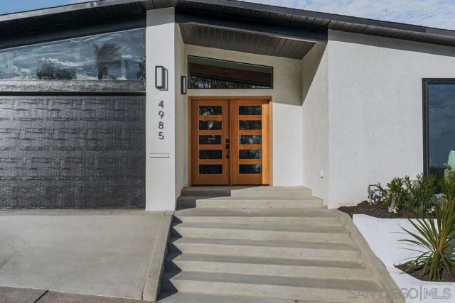 4985 Pacifica Dr, San Diego, CA 92109