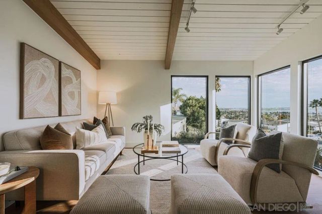 4985 Pacifica Dr, San Diego, CA 92109