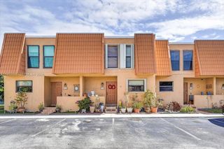 9125 Limetree Ln 168, Pembroke Pines, FL 33024