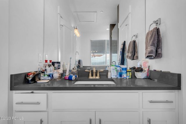 3053 Cedar Dr, Park City, UT 84098