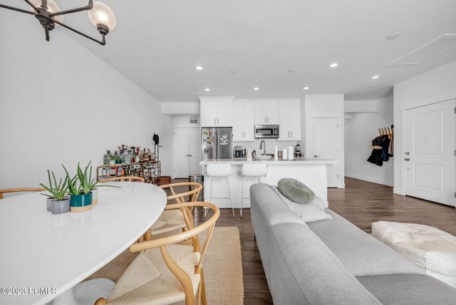 3053 Cedar Dr, Park City, UT 84098