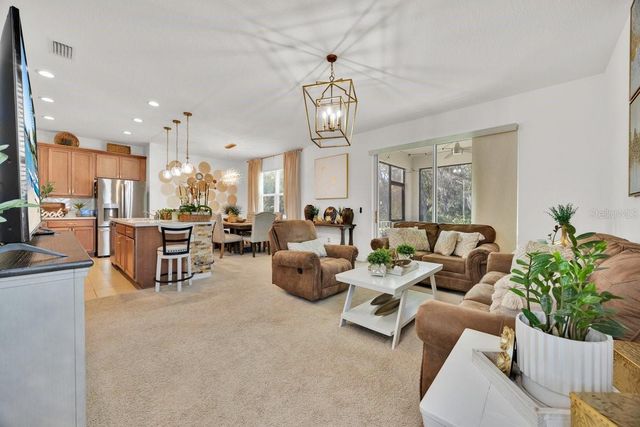 5237 ROYAL POINT AVENUE, Kissimmee, FL 34746