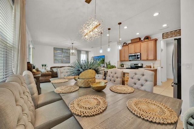 5237 ROYAL POINT AVENUE, Kissimmee, FL 34746