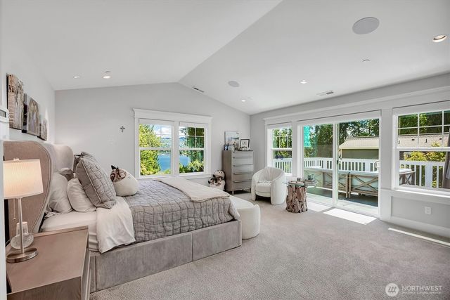 9950 SE 39th Street, Mercer Island, WA 98040