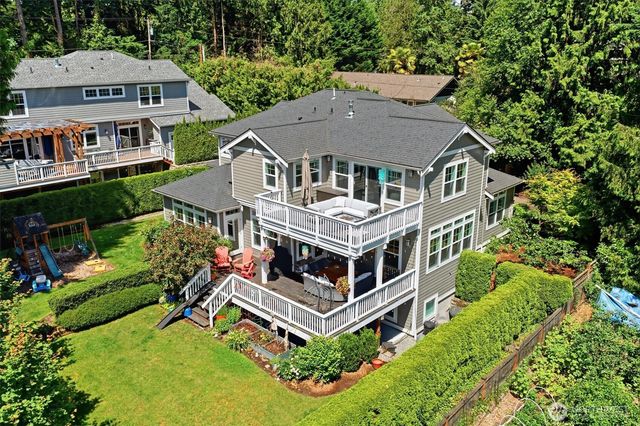 9950 SE 39th Street, Mercer Island, WA 98040