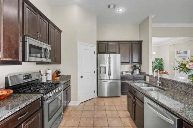 329 Camelback Drive, Bossier City, LA 71111