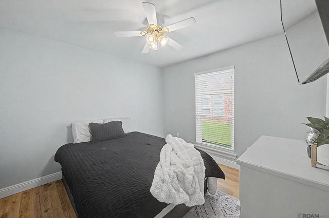 7352 Lake Meadow Dr, Denham Springs, LA 70706