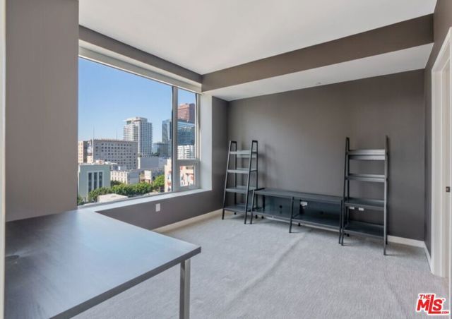 1050 S Grand Avenue 1001, Los Angeles, CA 90015