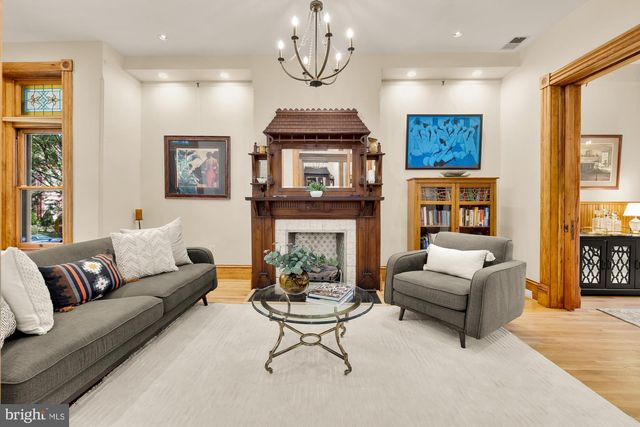 1214 T ST NW, Washington, DC 20009