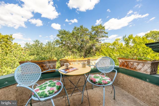 1214 T ST NW, Washington, DC 20009