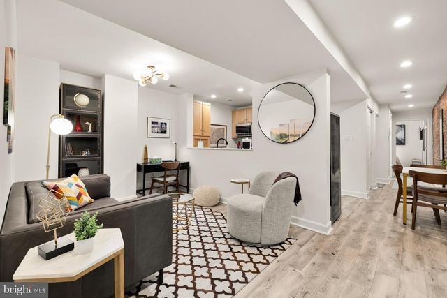 1214 T ST NW, Washington, DC 20009