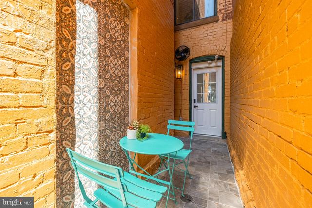 1214 T ST NW, Washington, DC 20009