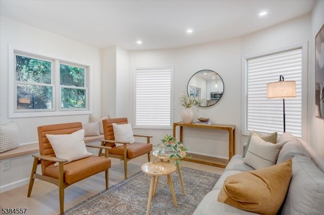 5 Brookside Drive, Millburn Twp., NJ 07041