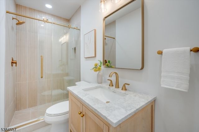 5 Brookside Drive, Millburn Twp., NJ 07041