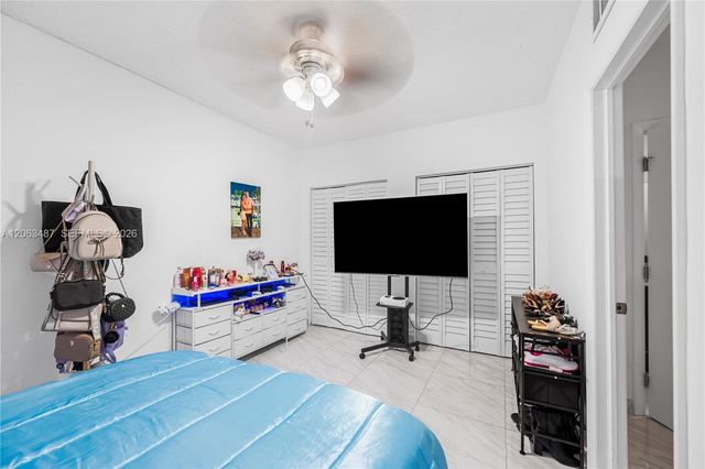 14835 SW 138th Ter, Miami, FL 33196